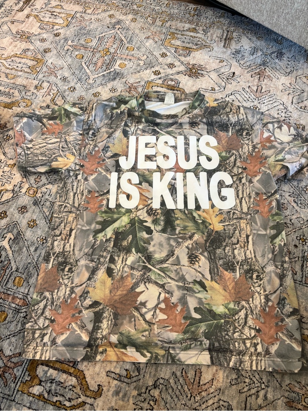 100% Cotton Casual Christian T-Shirt – Jesus Is King Camouflage Size Large